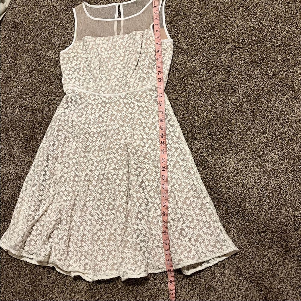 Adriaana Papell Embroidered Daisy Dress - Picture 12 of 12